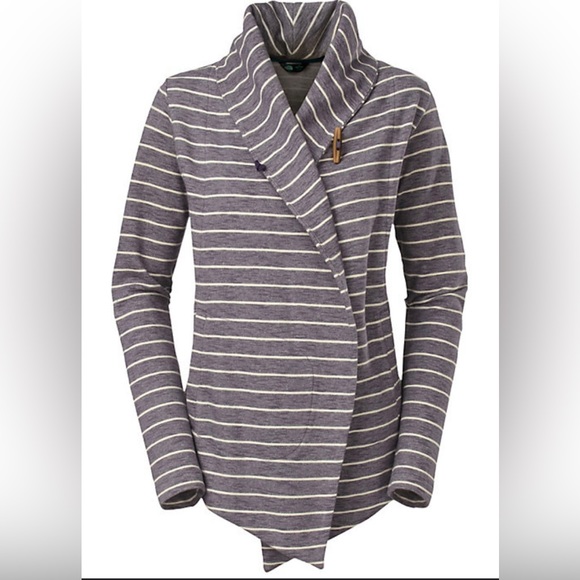The North Face Tops - EUC THE NORTH FACE Women’s Fallsgrove Toggle Wrap Large Grey-Blue /White Stripe